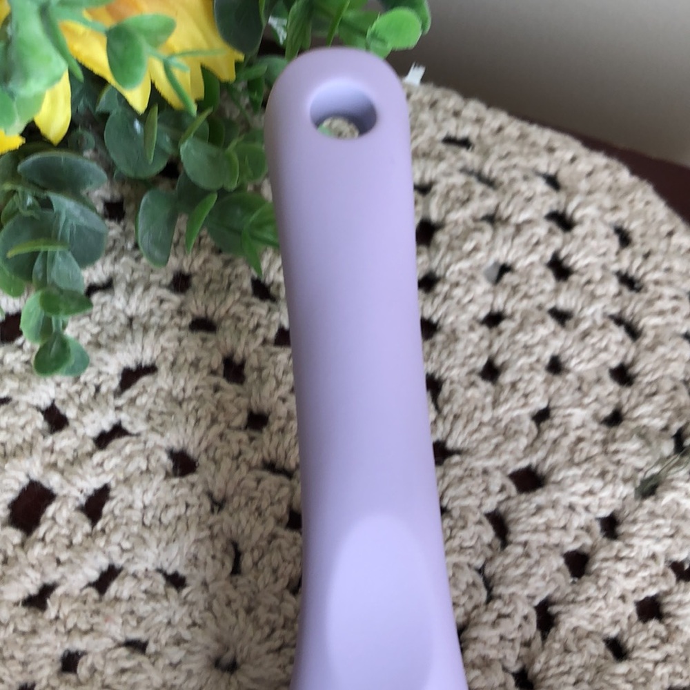 Paris Hilton Purple Ceramic Nonstick 8” Fry Pan - Picture 3 of 6